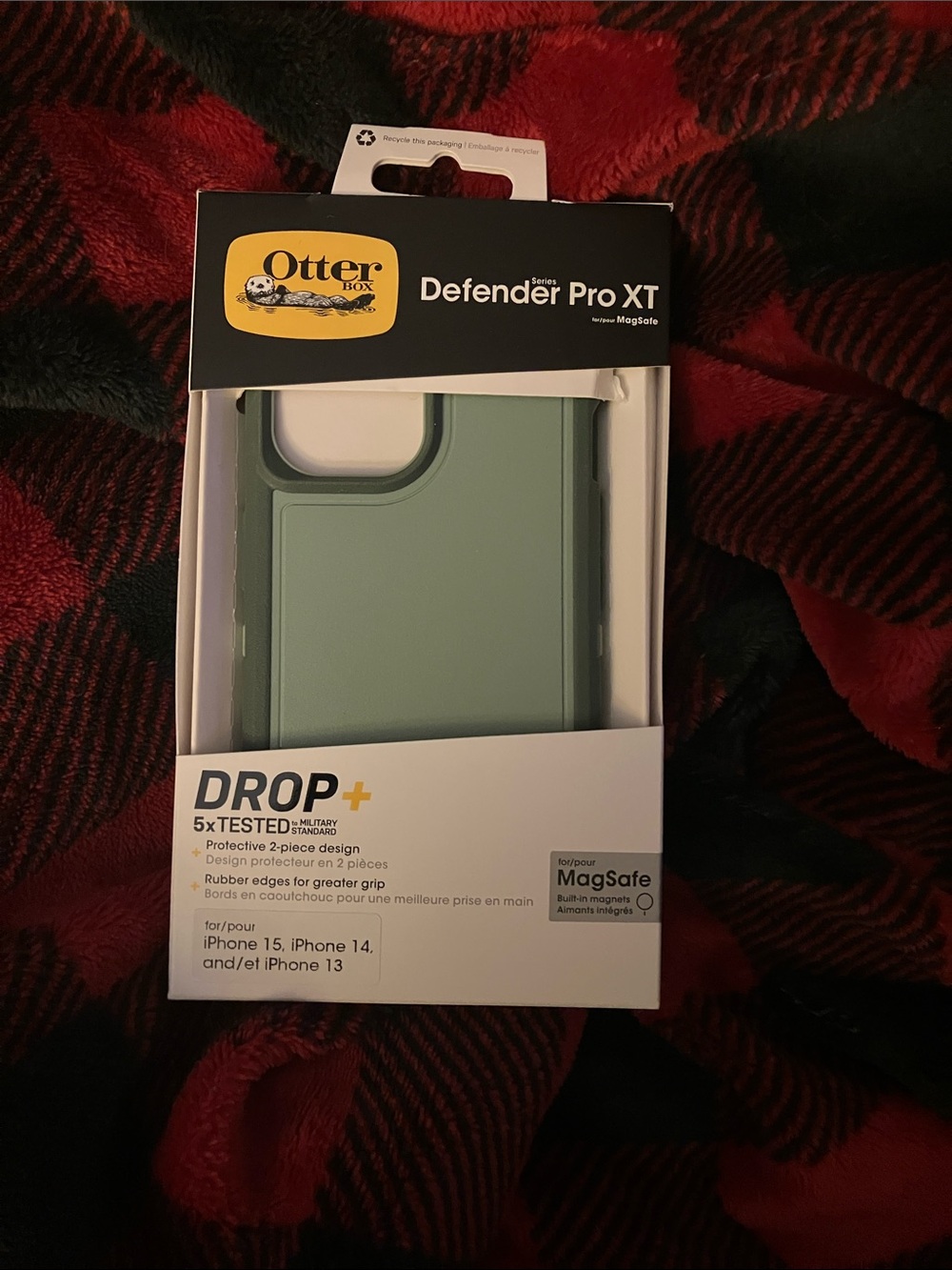 Otterbox Defender Pro XT with MagSafe - NWT